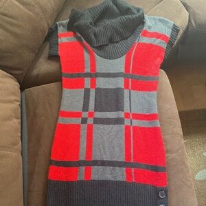 Sweater dress with cow neck